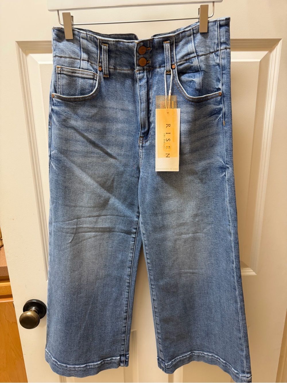 Risen Nora High Rise Double Button Medium /30 Cropped Wide-Leg Jeans